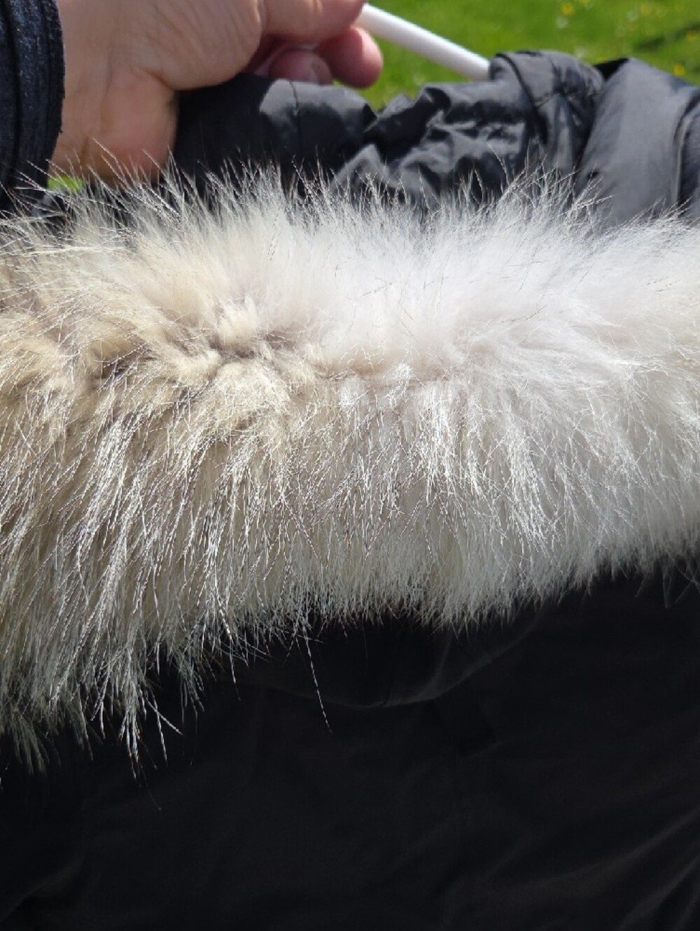 Canada Goose Womens Hooded Bomber Jacket with Removable Fur Trim - Picture 9 of 15